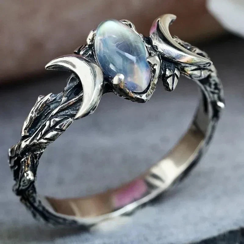 Anillo de Luna con Piedra de Luna