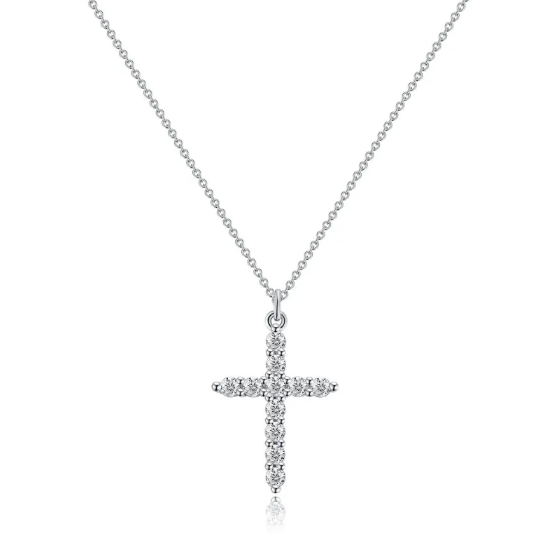 Elegante collar con cruz de circonitas y detalle de corona