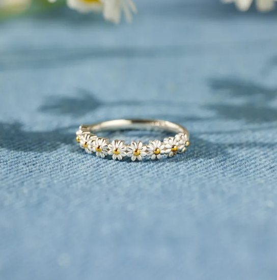 Anillo Margarita Pequeña Margarita