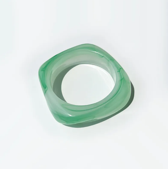 Pulsera cuadrada acrílica de resina de moda colores brillantes para mujer