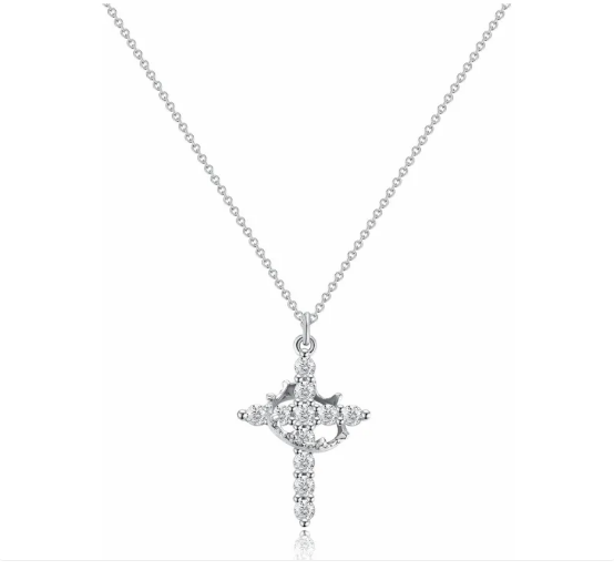 Collar de cruz brillante con piedras de circonita cúbica para mujer