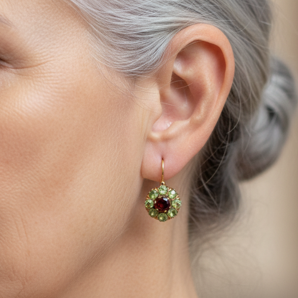 Pendientes colgantes de racimo de granate y peridoto redondo vintage