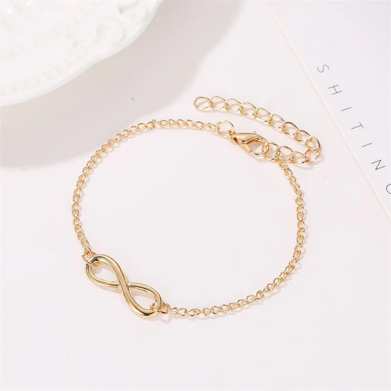 Pulsera Serena infinito dorada detalle - Sparkano Marbella