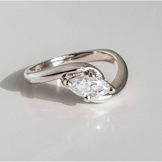 Anillo ancho con brillo