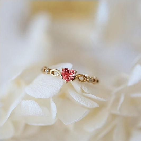 Anillo con corazón de circonitas