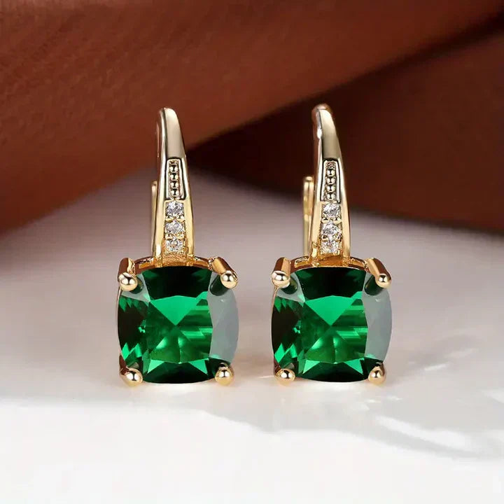 Pendientes de aro brillantes con circonitas talla cojín