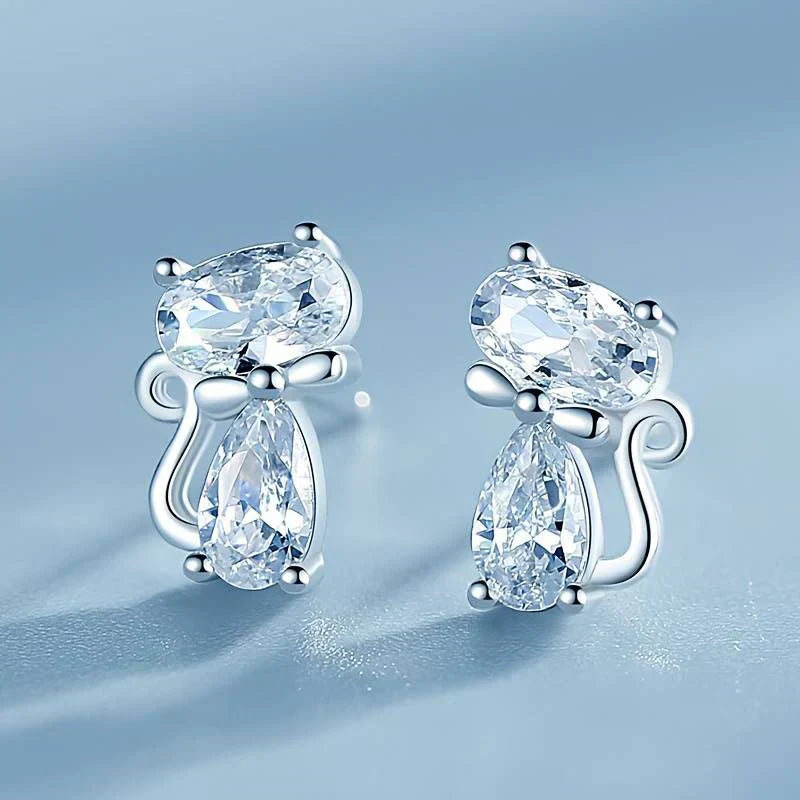 Pendientes de gato con circonitas brillantes para mujer en un diseño divertido