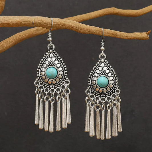 Pendientes vintage con diseño de gotas y borlas de turquesa