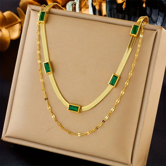 Collar Doble con Cadenas de Serpiente y Pedrería Verde