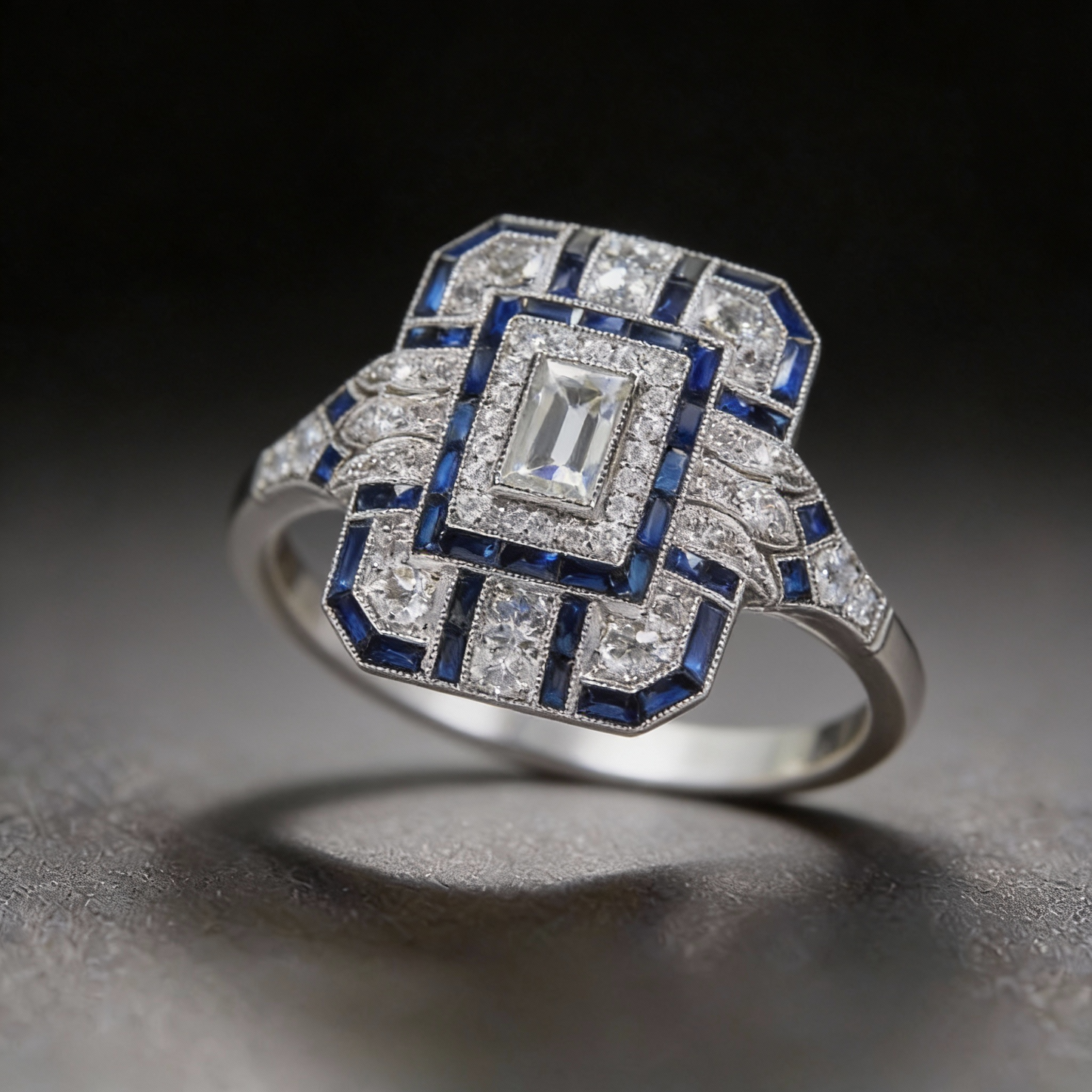 Anillo vintage con brillo azul