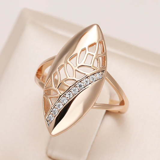 Elegante anillo brillante con doble botón