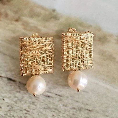 Pendientes colgantes de perlas de inspiración vintage con diseño de tejido de cesta