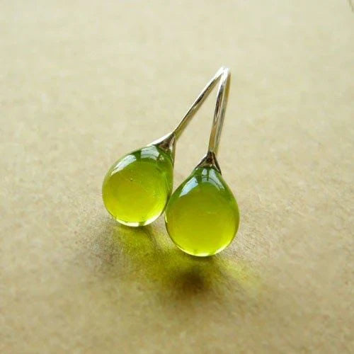 Pendientes brillantes de cristal verde oliva, en forma de lágrima, transparentes, elegantes