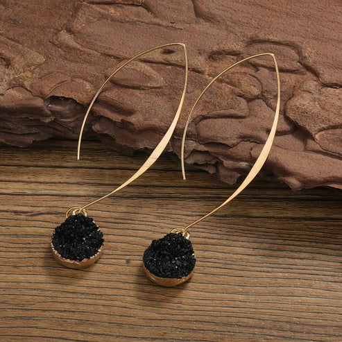 Pendientes colgantes curvados vintage con piedra drusa negra