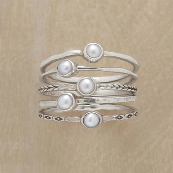 Conjunto de Anillos Apilables con Perla