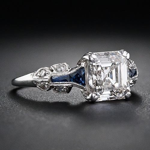 Anillo vintage con circonita azul