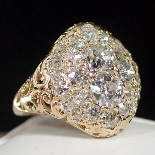 Anillo Redondo Vintage de Oro con Diamantes