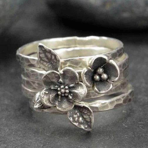 Anillo Floral Vintage Multicapa