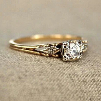 Anillo Vintage Delicado con Circonia Cúbica