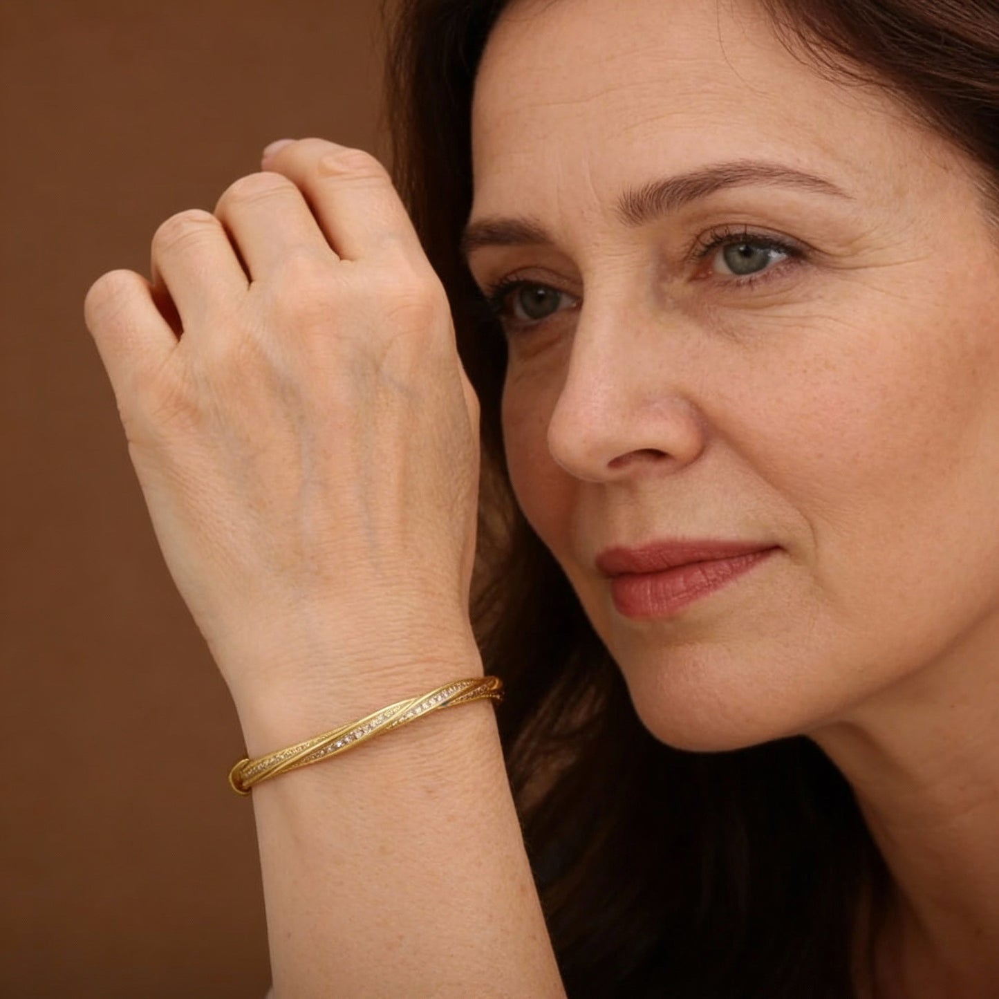 Pulsera brillante con circonitas para mujer elegante