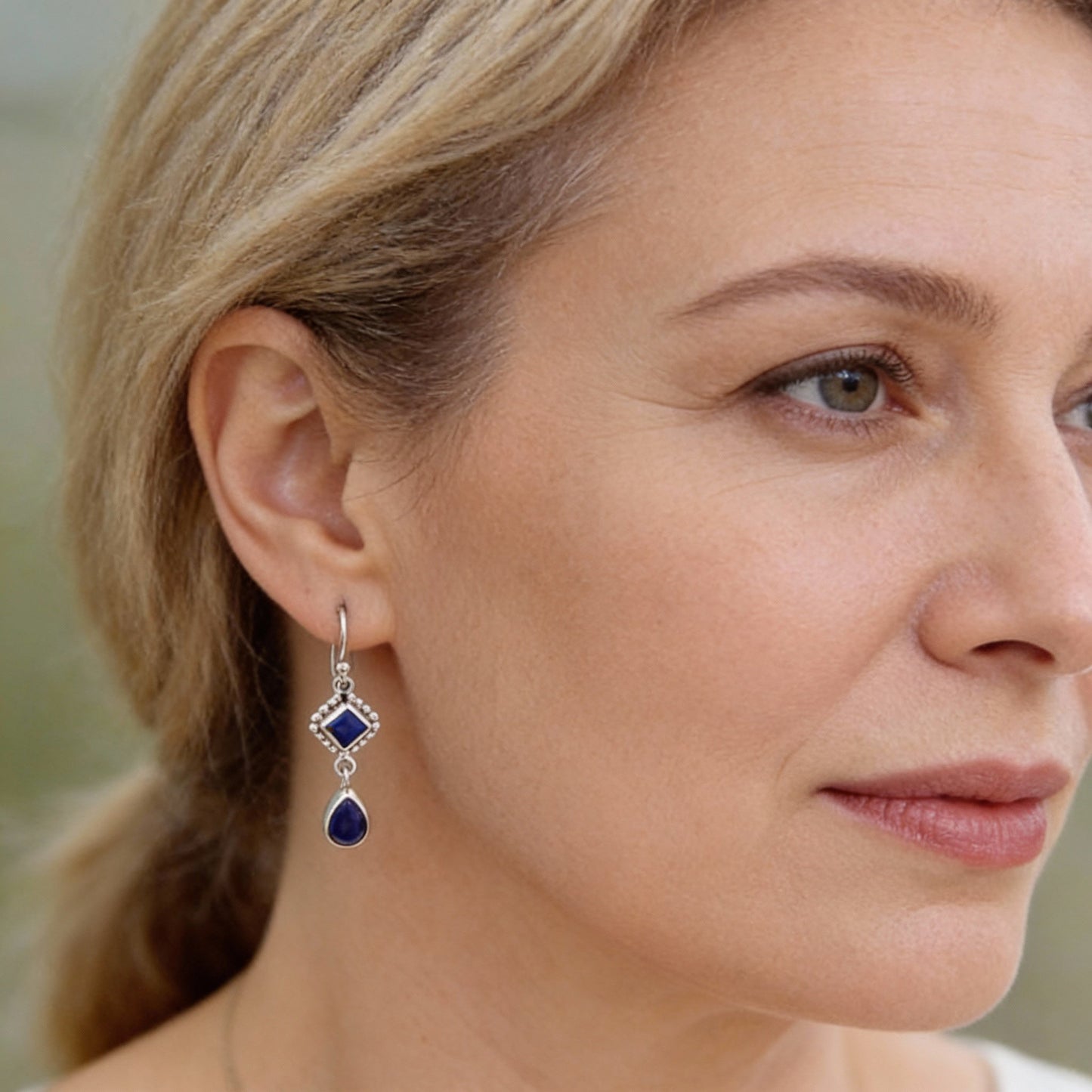 Pendientes colgantes de lapislázuli azul con piedras preciosas estilo diamante