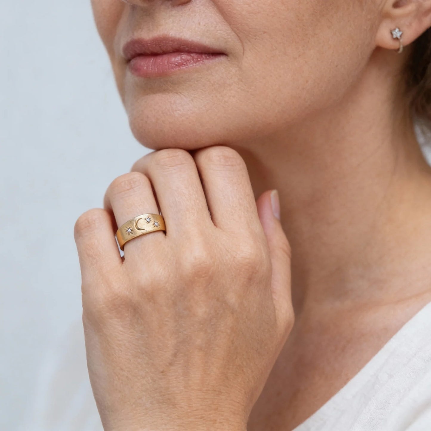Anillo Sello Vintage Luna y Estrellas