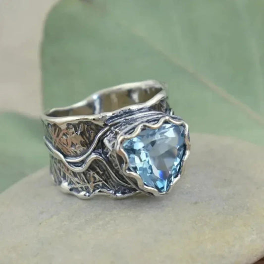 Anillo Vintage de Acero Inoxidable con Piedra Triangular Azul