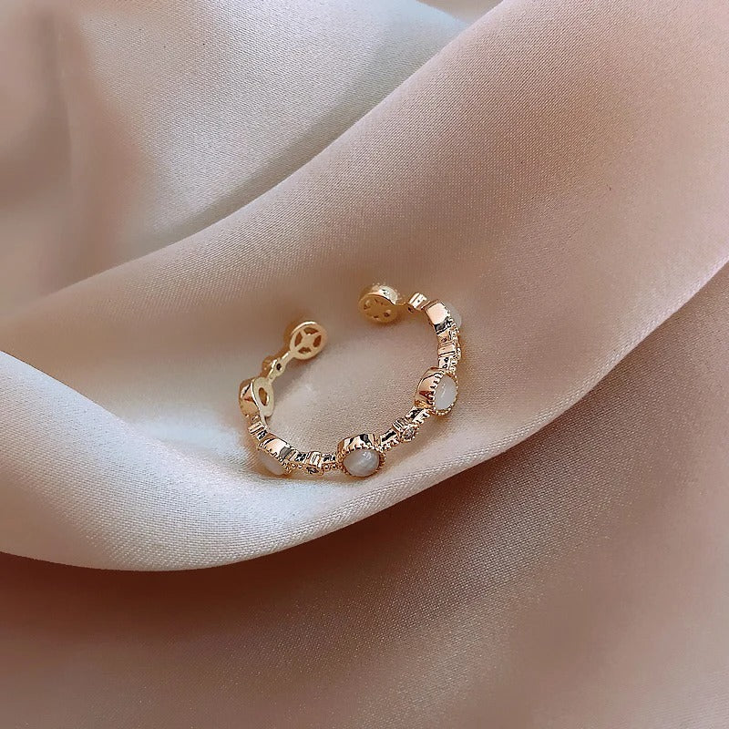 Anillo ajustable de acero inoxidable con piedra de ópalo