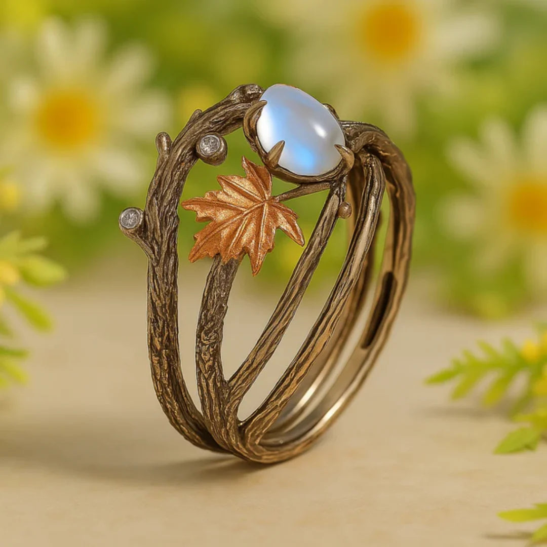 Anillo con Piedra Luna Natural – Elegancia de la Naturaleza