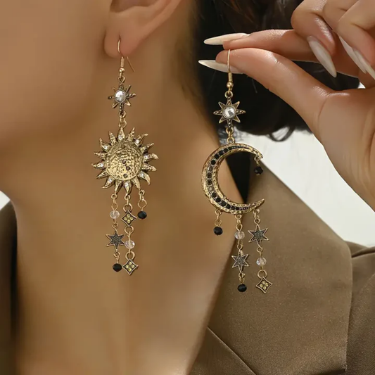 Pendientes colgantes vintage de sol y luna con estrellas y perlas